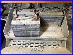1990 International 9300 Aluminum Battery Box Length 32.00 Width 25.0