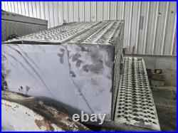 1993 Peterbilt 379 Left Driver Side Aluminum Step withBattery Box, Gray
