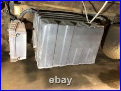 2007 Ud UD2000 Aluminum/Poly Battery Box Length 17.00 Width 19.0