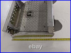 Freightliner 20.47 2 Tread Aluminum Battery Box Cover P/N A06-88242-017