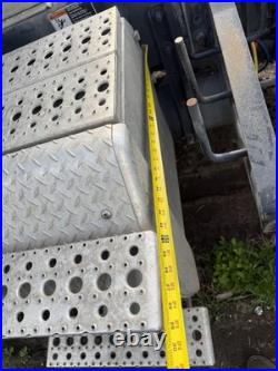 Freightliner 20.47 2 Tread Aluminum Battery Box or Tools Box- P/N A06-88242-017