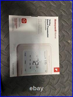 Honeywell T6 Pro Wi-Fi Programmable Thermostat TH6220WF2006 (OPEN BOX)