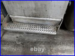 INTERNATIONAL LONESTAR BATTERY BOX Left 3092577