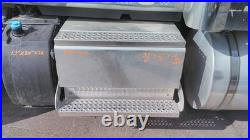 INTERNATIONAL LONESTAR BATTERY BOX Left 3857688