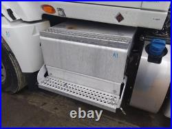 INTERNATIONAL PROSTAR 113 BATTERY BOX Left 3819614