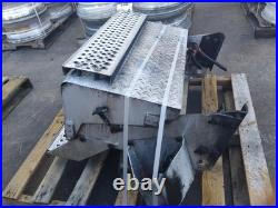 International 9200i Battery Box 3811562