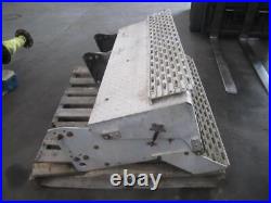 International 9900i 0 Battery Box 3383707