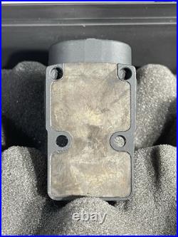 NEW In-Box Trijicon SRO Sight 2.5 MOA Reflex Red Dot