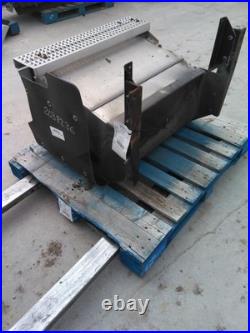 PETERBILT 587 BATTERY BOX Right 3254335