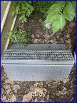 Peterbilt 379 Battery Box Cover