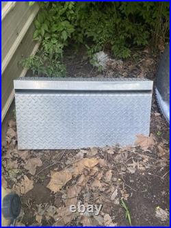 Peterbilt 379 Battery Box Cover