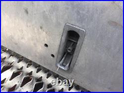 Peterbilt 387 Battery Box N/a 2664894 Peterbilt 387 Battery Box N/a 2664894