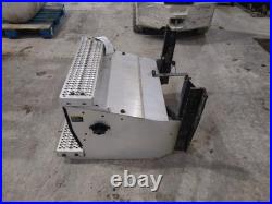 Peterbilt 579 Battery Box 3779130 Peterbilt 579 Battery Box 3779130