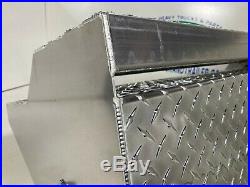Peterbilt Aluminum Battery Box Cover with Step