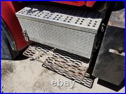 Replaces 2005 FREIGHTLINER M2 112 BATTERY BOX, IL