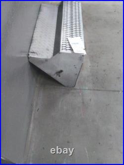 Replaces 2005 PETERBILT 379 BATTERY BOX 3554098