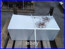 Replaces 2007 FREIGHTLINER COLUMBIA 120 BATTERY BOX, MD