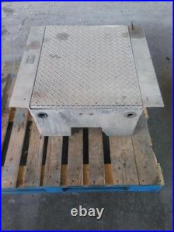 Replaces NA 2012 VOLVO VNL BATTERY BOX, MN