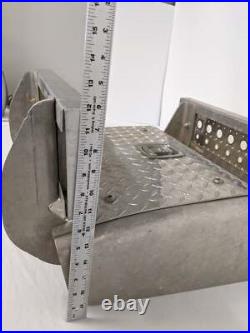 Used Freightliner 19.92 2 Tread Aluminum Battery Box Cover P/N A06-88242-016