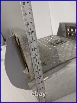 Used Freightliner 20.47 Polished Aluminum Battery Box Cover P/N A06-88242-017